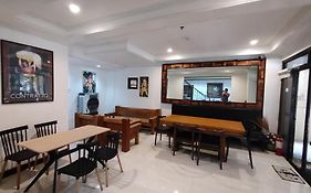 Spring Plaza Hotel